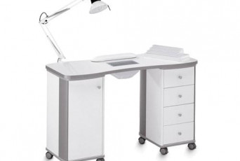 Практичные маникюрные столы &ndash; стильные решения