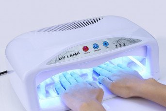 Сколько стоит лампа для ногтей?