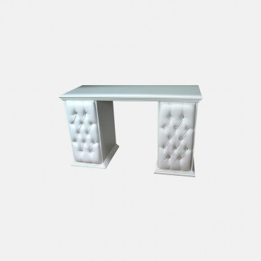 Маникюрный стол Нэйтанэел